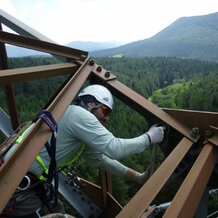 Doťahovanie skrutiek linky 400KV Varín-Bošáca